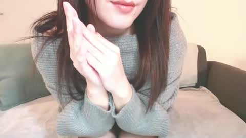 Momo online show from 01.15.25