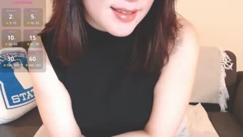 Momo online show from 09.08.25