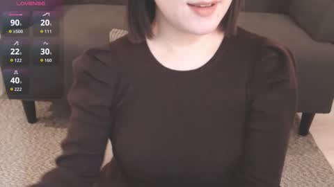 Momo online show from 11.08.25