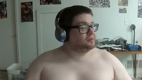 Snapshot of momo_jakes chatting on 09.24.25 Jacob S. online show from 09.24.25