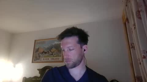 moms_little_monster online show from 12.18.24