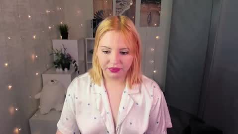 mon1ca_jones online show from 10.27.25