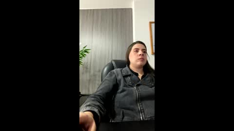 Mona online show from 09.30.25