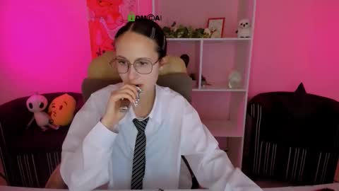 Mona  online show from 09.23.25