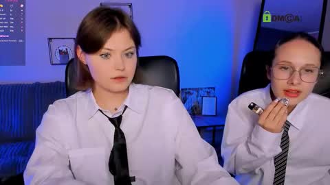 Mona  online show from 10.03.25