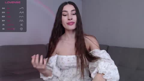 Hey Guys im Mona. PVT is Open Please Make me CUM online show from 12.28.24