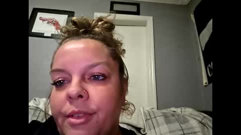 monamakeumoana88 online show from 11.19.25