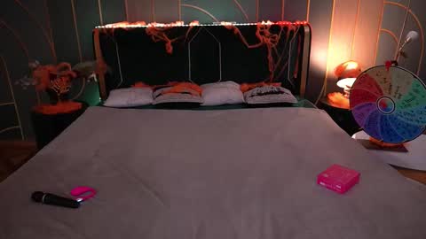 Taina online show from 10.20.25