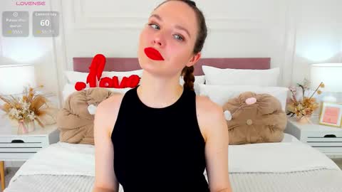 Snapshot of monaricci chatting on 02.20.26 Mona online show from 02.20.26