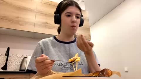 Mia online show from 07.08.26