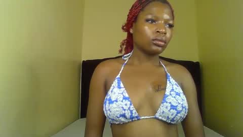 Snapshot of monchi_kiss chatting on 05.25.26 MonchiTalrianmaraladasha online show from 05.25.26