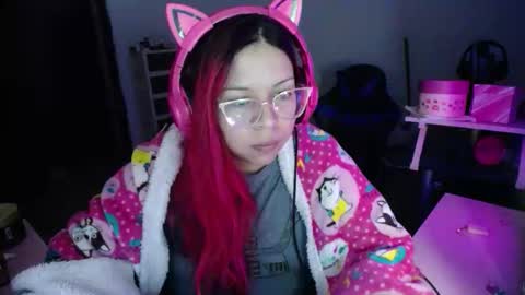 Snapshot of moneyruby chatting on 11.04.25 MoneyRuby online show from 11.04.25