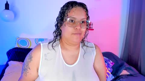 aleja      independent model       online show from 01.28.25