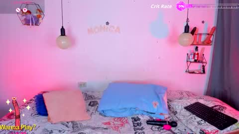 aleja      independent model       online show from 12.20.25