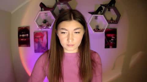 sweet girl and shine body online show from 09.11.25