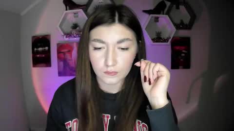 sweet girl and shine body online show from 09.24.25