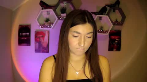 sweet girl and shine body online show from 10.01.25