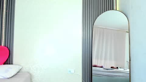 Kiim online show from 12.08.24