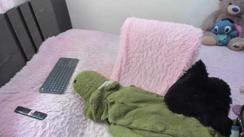 monicaharrison online show from 12.18.25