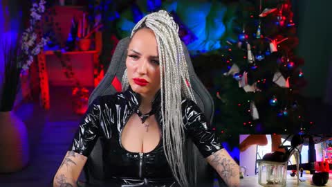 Monika online show from 12.30.24