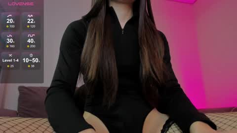 monicastark_ online show from 12.25.24