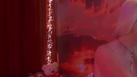 Monika    online show from 12.01.25