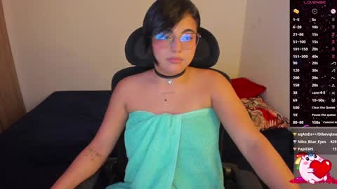 Monie   Help me reach 100 likes online show from 01.21.25