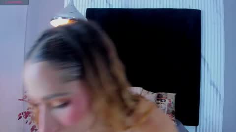 MONIK FOX online show from 10.11.25