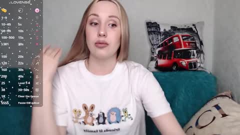 Monika online show from 09.18.25