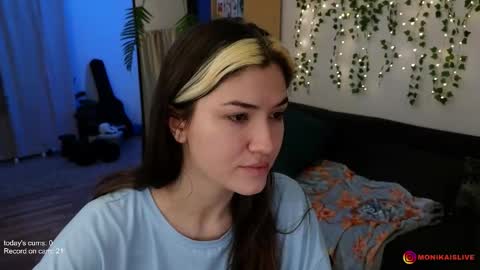 Snapshot of monikavenom chatting on 02.08.26 Monika online show from 02.08.26