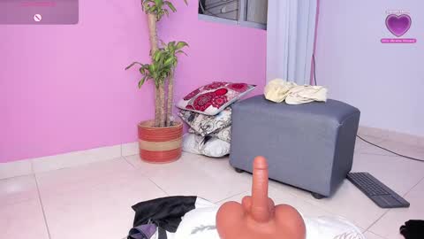 Snapshot of monikk__harrison chatting on 12.30.24 monikk__harrison online show from 12.30.24