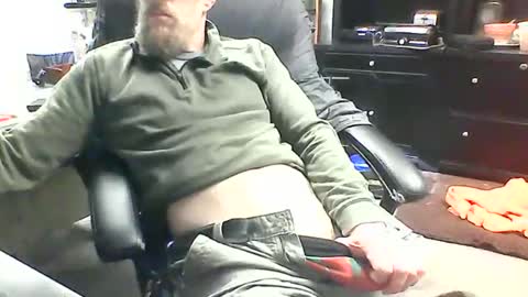 Snapshot of monkeypants0 chatting on 11.13.25 monkeypants0 online show from 11.13.25