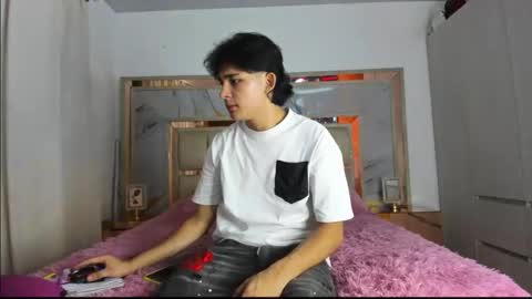 monky_0002 online show from 03.17.26