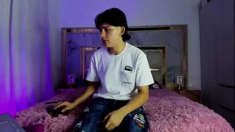 monky_0002 online show from 03.26.26