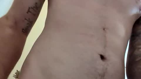 Snapshot of monrod2517 chatting on 01.02.25 monrod2517 online show from 01.02.25