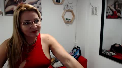monserrat_diva online show from 01.14.26