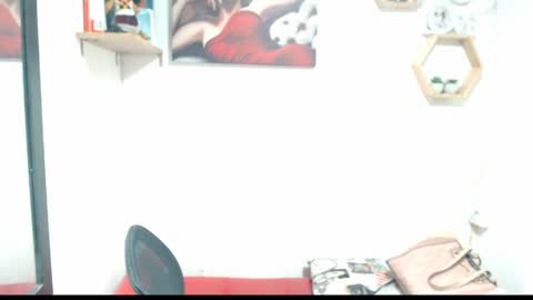 Snapshot of monserrat_diva chatting on 05.06.26 monserrat_diva online show from 05.06.26