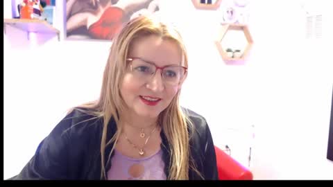 Snapshot of monserrat_diva chatting on 06.08.26 monserrat_diva online show from 06.08.26