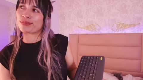 Adriana online show from 11.30.25