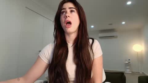 Snapshot of monslifex chatting on 10.28.25 Mons life online show from 10.28.25