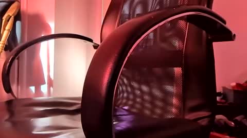 Snapshot of monster293147 chatting on 10.19.25 monster293147 online show from 10.19.25