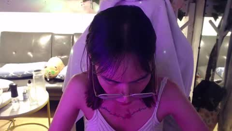 ELYSE A SIMPLE GIRL online show from 12.02.24