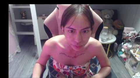 ELYSE A SIMPLE GIRL online show from 05.21.26