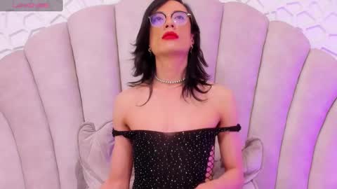 Linda Darling online show from 12.17.24