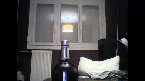 Snapshot of montmasse chatting on 04.25.26 montmasse online show from 04.25.26