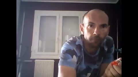 Snapshot of montmasse chatting on 04.28.26 montmasse online show from 04.28.26