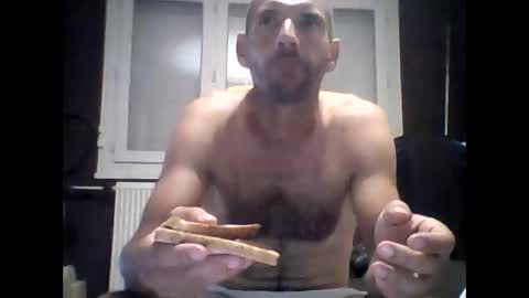 Snapshot of montmasse chatting on 05.29.26 montmasse online show from 05.29.26