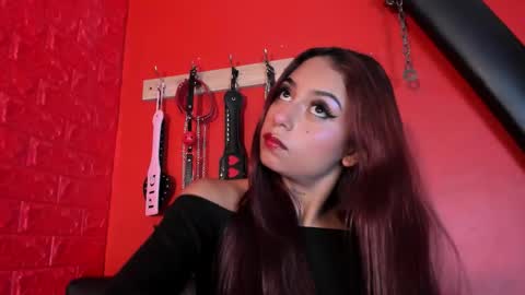 Monttserratt online show from 10.16.25