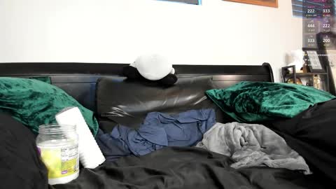 Snapshot of montuna chatting on 10.13.25 Montana Ridge online show from 10.13.25