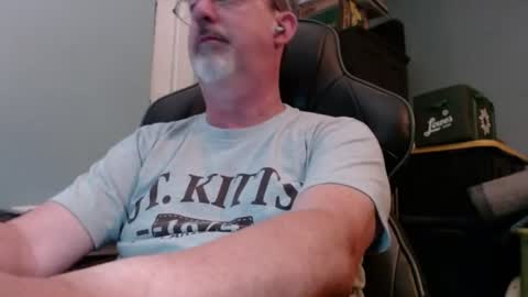 Snapshot of monty1071 chatting on 07.17.26 Maybe it is a midlife crisis... online show from 07.17.26